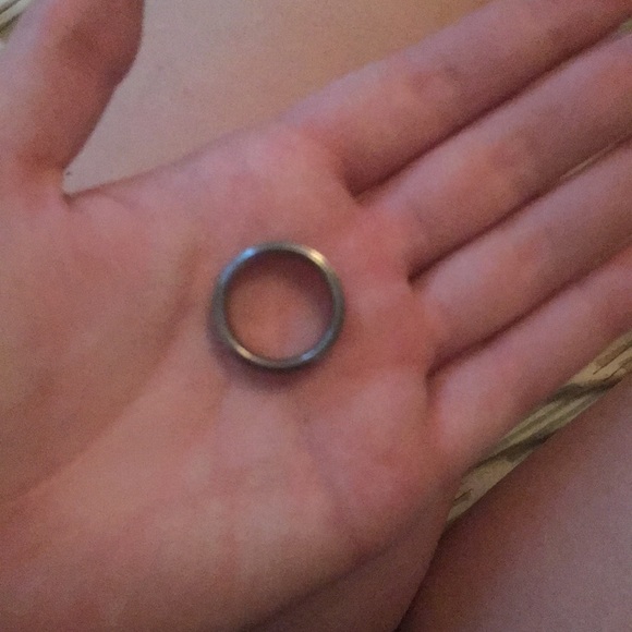 Ring - Picture 2 of 2